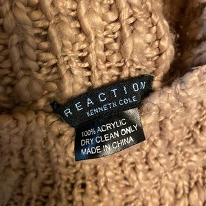 Sweater poncho Kenneth Cole